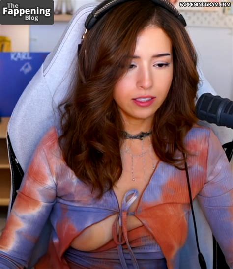 pokimane nuded|Pokimane Nude Thicc